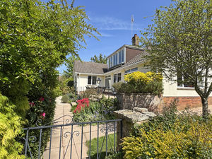 Photo 24- click for photo gallery